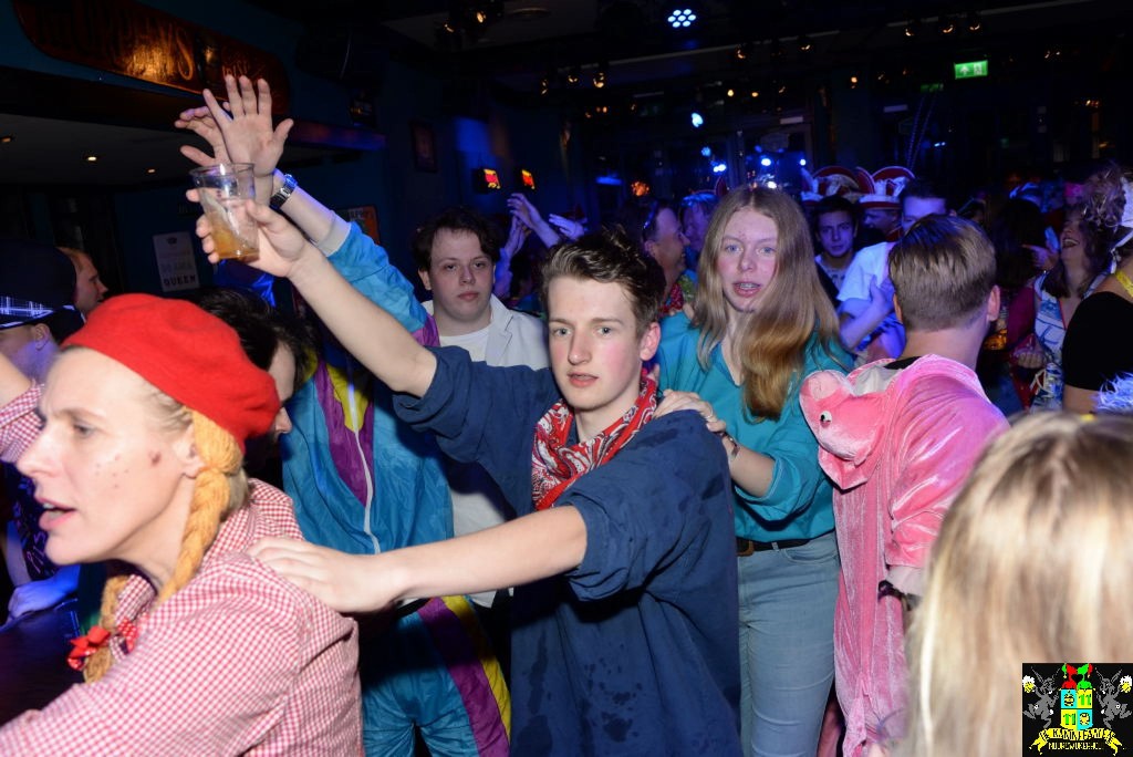 ../Images/Carnavals maandagavond in VdG 240.jpg
